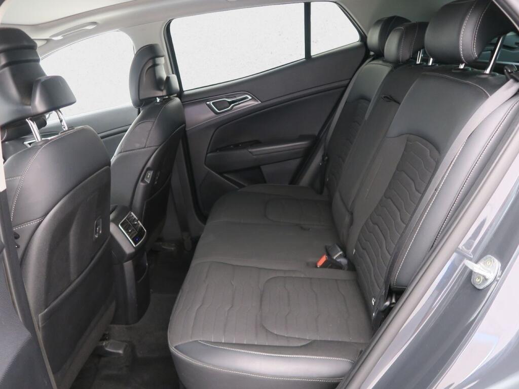 Kia Sportage SUV 1.6 T-GDI HEV TECH AUTO 230 5P Segunda mano
