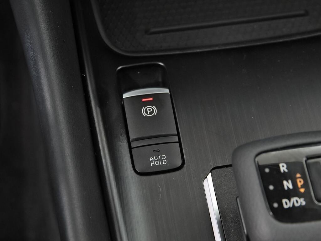 Nissan Qashqai DIG-T 116kW Xtronic N-Connecta Segunda mano