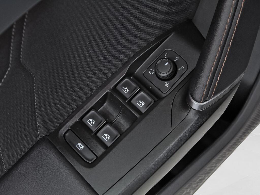 CUPRA León 1.5 eTSI 110kW (150CV) DSG Segunda mano