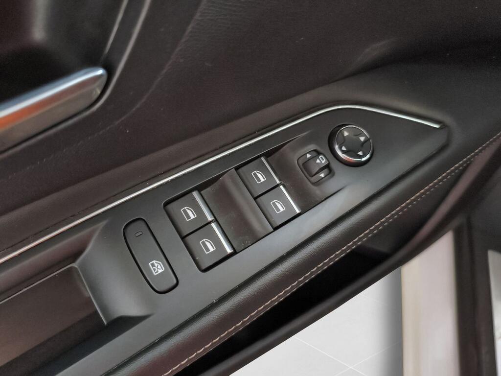 Peugeot 3008 1.5 BlueHDi 96kW (130CV) S&S GT Segunda mano