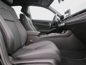 Honda Civic Berlina 2.0 HEV ADVANCE CVT 184 5P 24