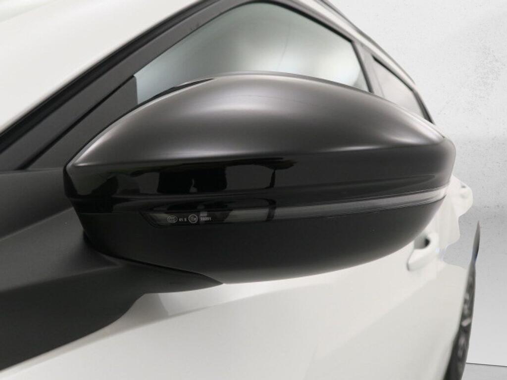 Peugeot 2008 Allure Pack Puretech 100 S&S 6 Vel. MAN Segunda mano