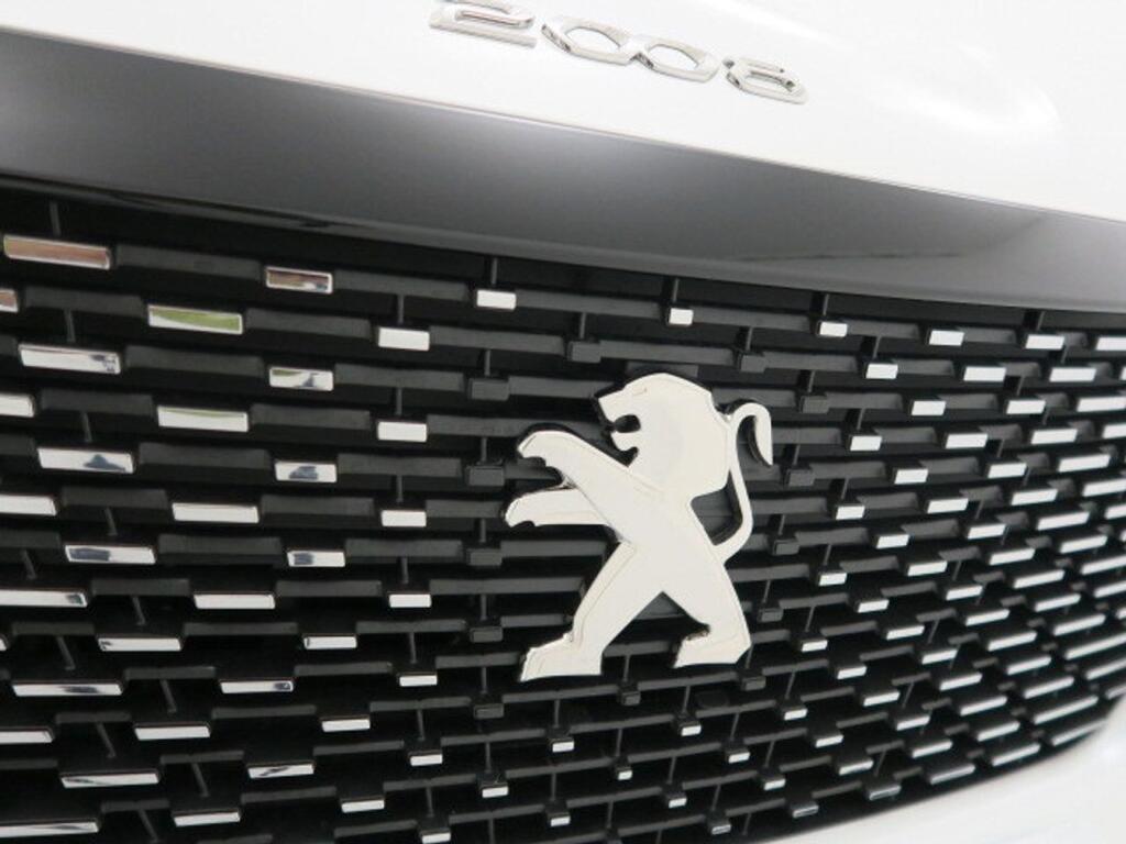 Peugeot 2008 Allure Pack Puretech 100 S&S 6 Vel. MAN Segunda mano