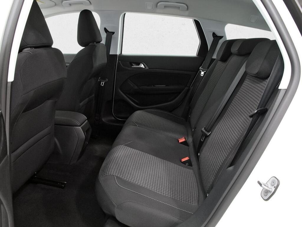 Peugeot 308 SW Active Pack BlueHDi 130 S&S Segunda mano