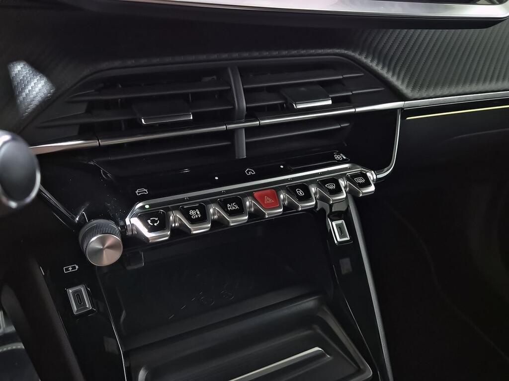 Peugeot 2008 GT BlueHDI 130 S&S EAT8 Segunda mano