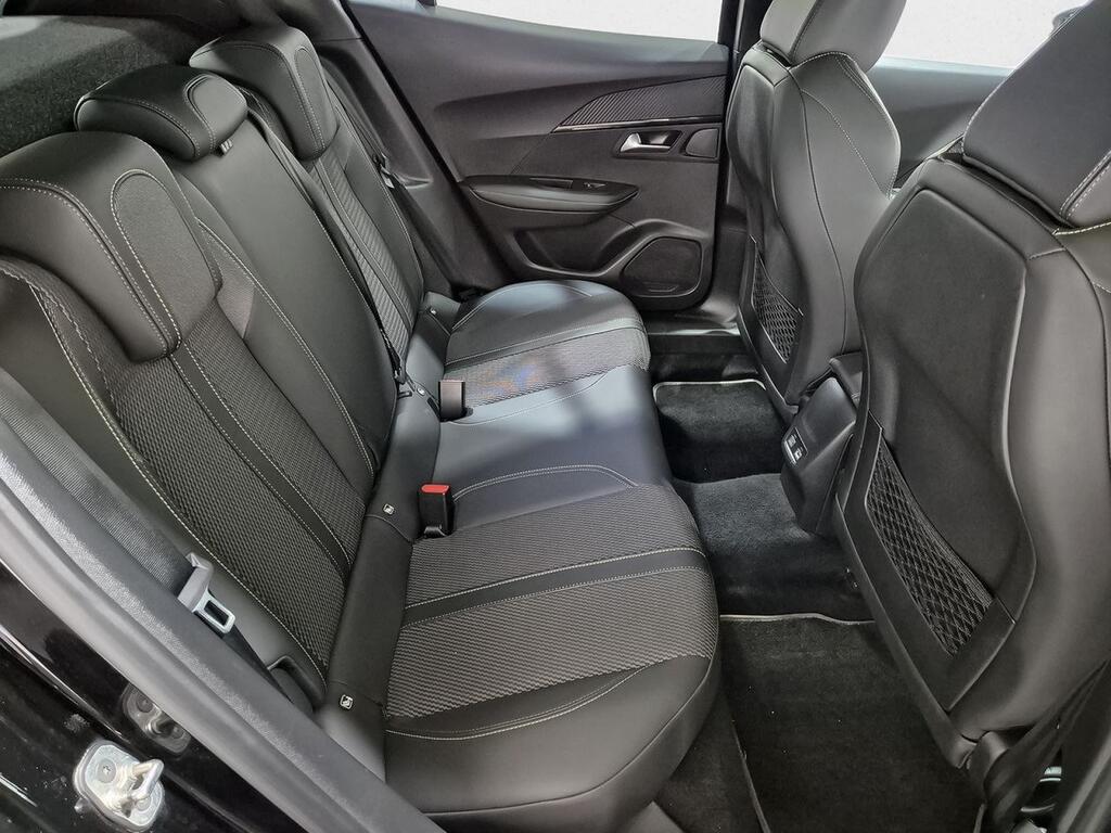 Peugeot 2008 GT BlueHDI 130 S&S EAT8 Segunda mano