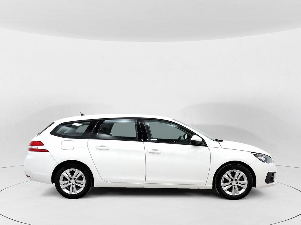 Peugeot 308 SWActive Pack BlueHDi 130 S&S MAN Segunda mano