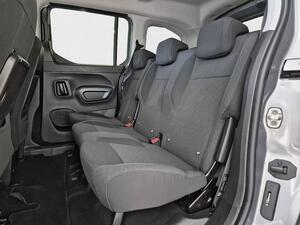 Peugeot Rifter Allure Standard BlueHDi 73kW 9