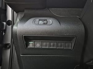 Peugeot Rifter Allure Standard BlueHDi 73kW 13