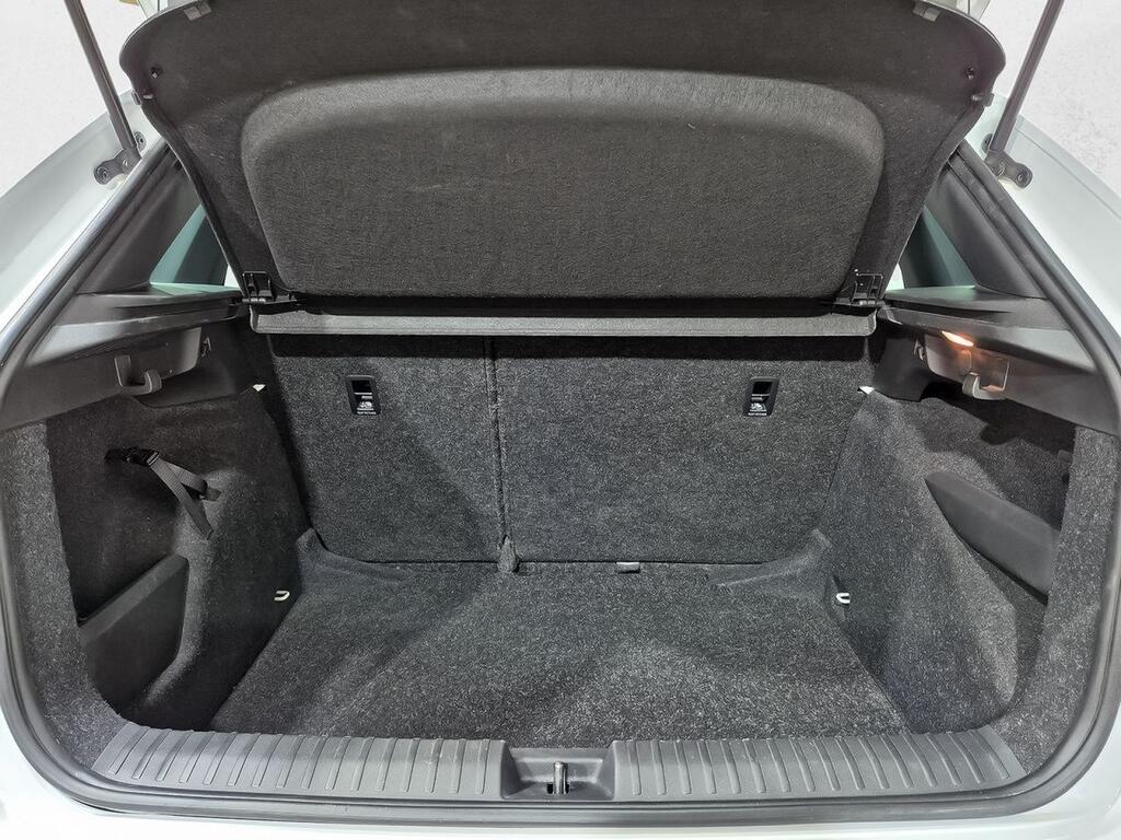 Skoda Kamiq 1.0 TSI 81kW (110CV) SCOUT Segunda mano