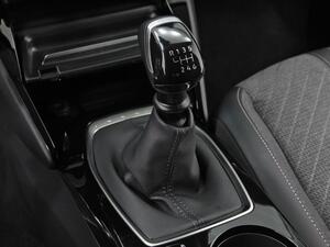Peugeot 208 Allure Gasolina 100 S&S 6 Vel. MAN 32