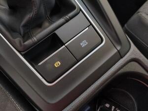Volkswagen Golf Life 2.0 TDI 85kW (115CV) Variant 23