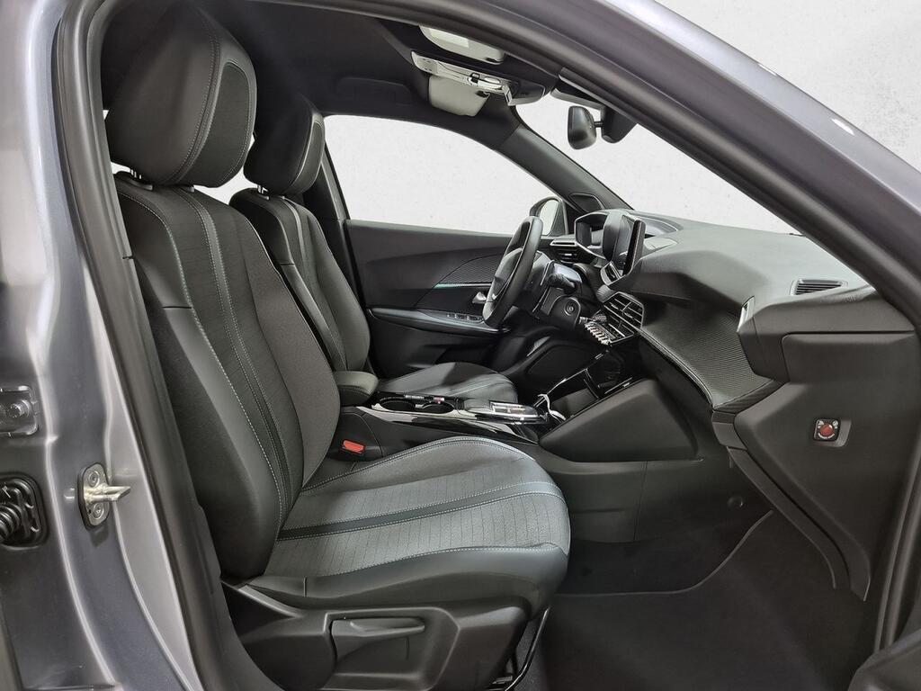 Peugeot 2008 GT BlueHDI 130 S&S EAT8 Segunda mano