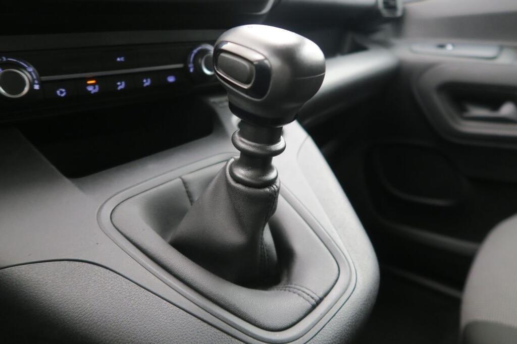 Peugeot Partner FG 1.5 BLUEHDI 100 STANDARD 4P 600KG Segunda mano