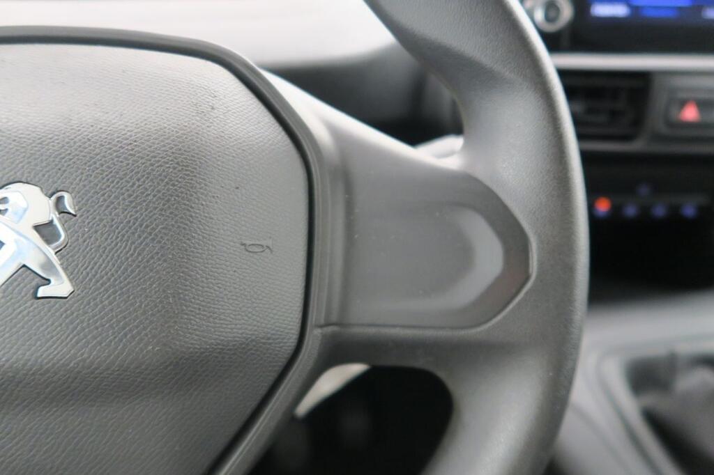 Peugeot Partner FG 1.5 BLUEHDI 100 STANDARD 4P 600KG Segunda mano