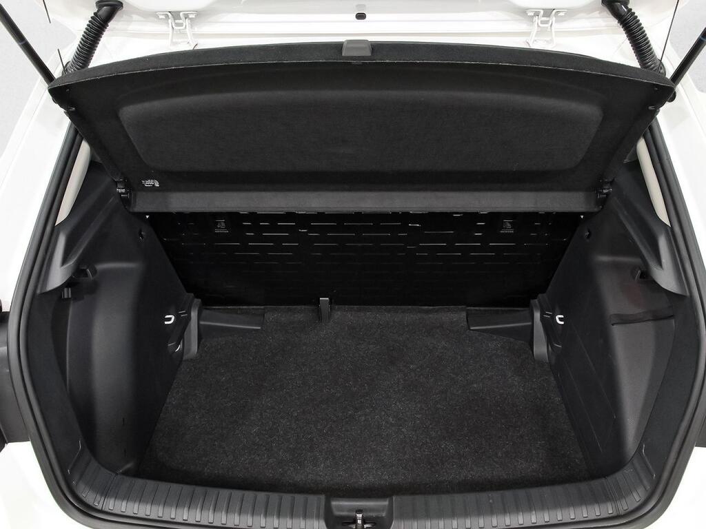 Skoda Fabia 1.0 MPI 59KW (80CV) Essence Segunda mano