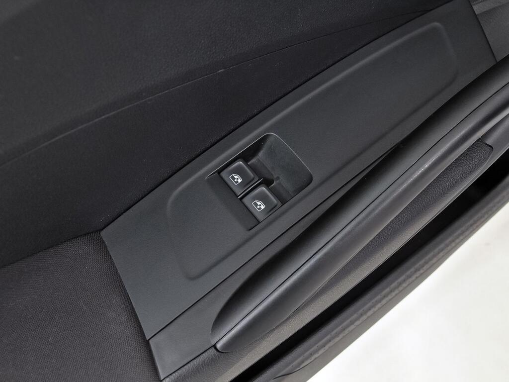 Skoda Fabia 1.0 MPI 59KW (80CV) Essence Segunda mano