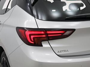 Opel Astra 1.2T SHR 107kW (145CV) Ultimate 32