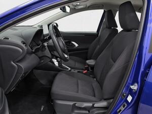 Toyota Yaris 1.5 120H Active Plus 8