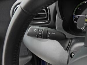 Toyota Yaris 1.5 120H Active Plus 16