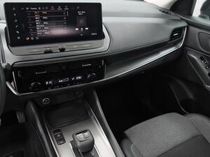 Nissan Qashqai DIG-T 116kW CVT N-Connecta 11