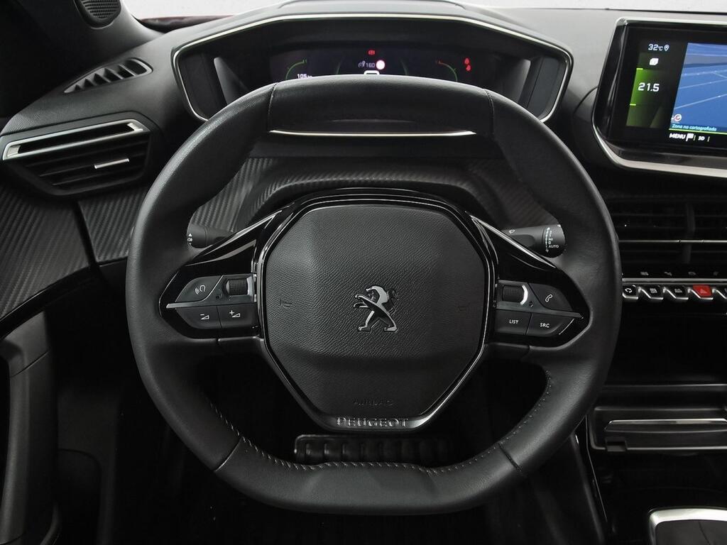 Peugeot 2008 Allure Pack Puretech 130 S&S 6 Vel. MAN Segunda mano