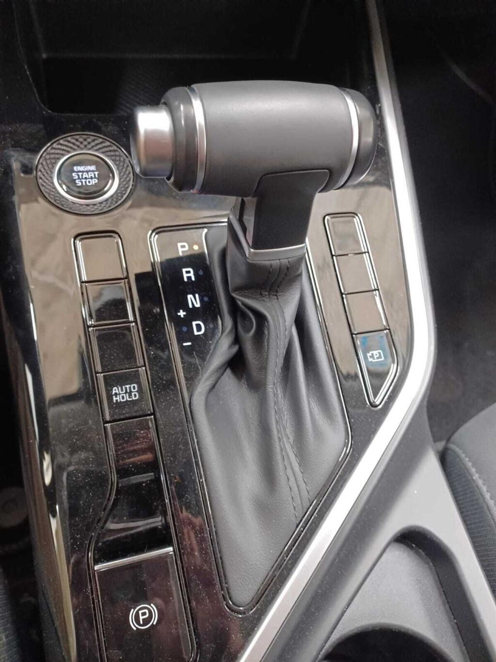 Kia Niro CONCEPT 1.6 HEV 129 CV 5P Segunda mano