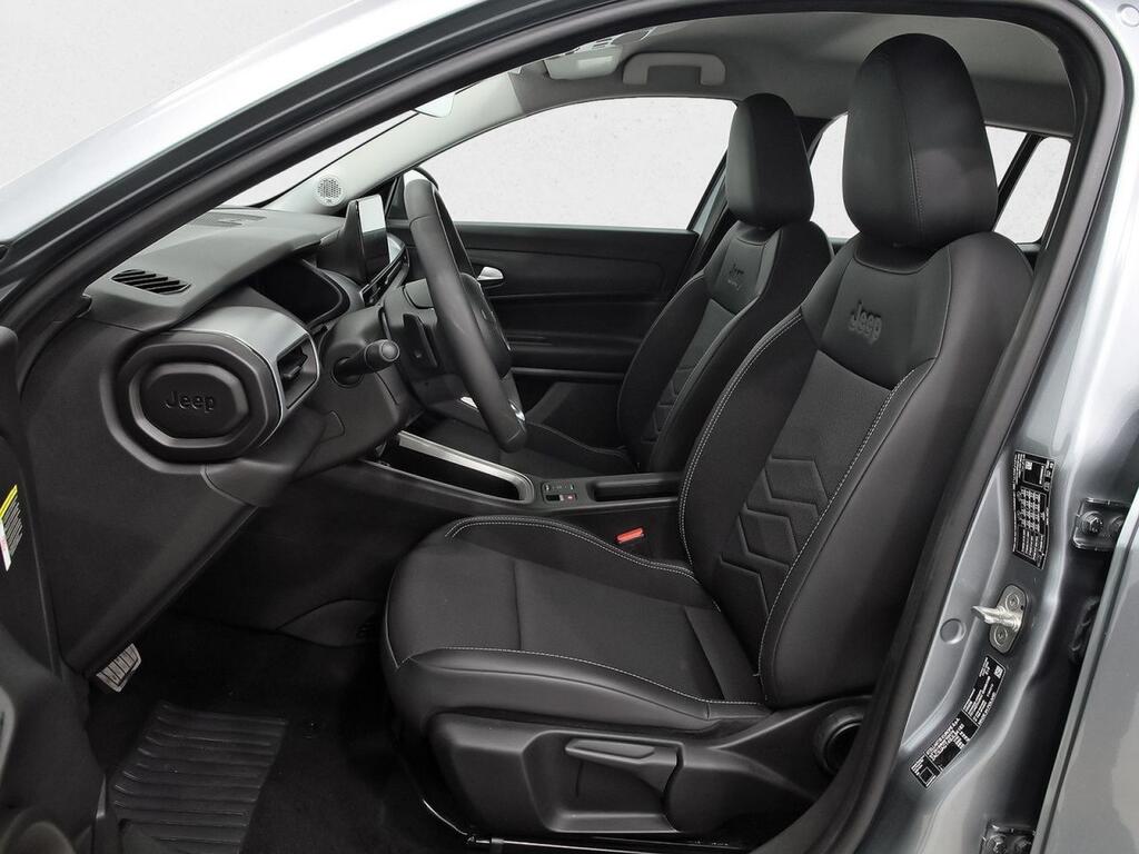 Jeep Avenger 1.2 eHybrid 74kW (100CV) Altitude Segunda mano