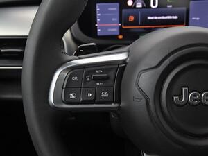 Jeep Avenger 1.2 eHybrid 74kW (100CV) Altitude 18