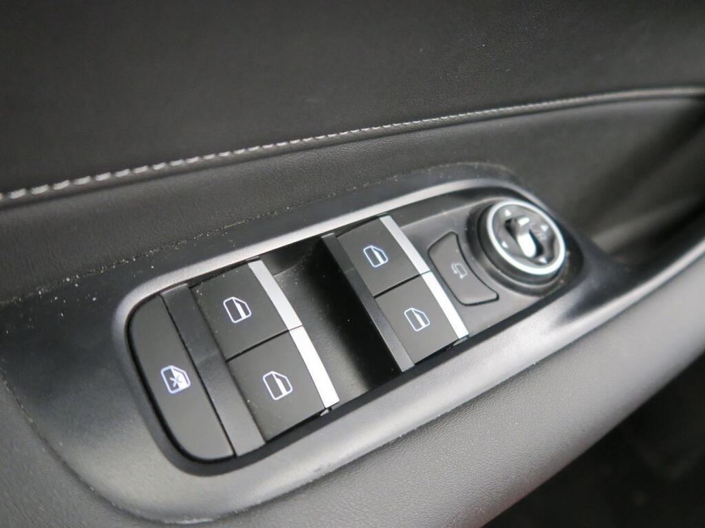 Ebro S400 1.5 DHE HEV Premium CVT Segunda mano