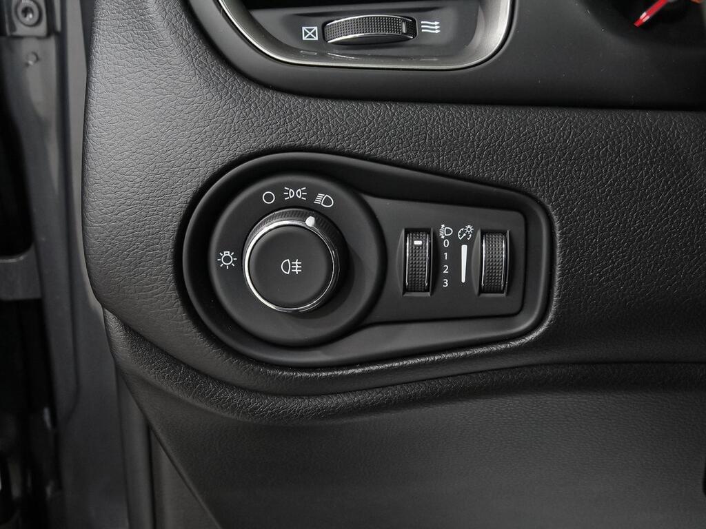 Jeep Renegade eHybrid 1.5 96kW(130CV) Longitude ATX Segunda mano