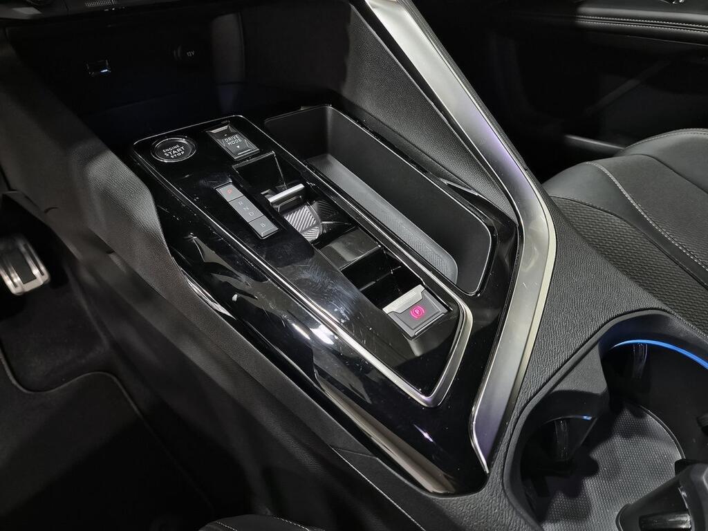 Peugeot 3008 Hybrid 225 e-EAT8 GT Segunda mano