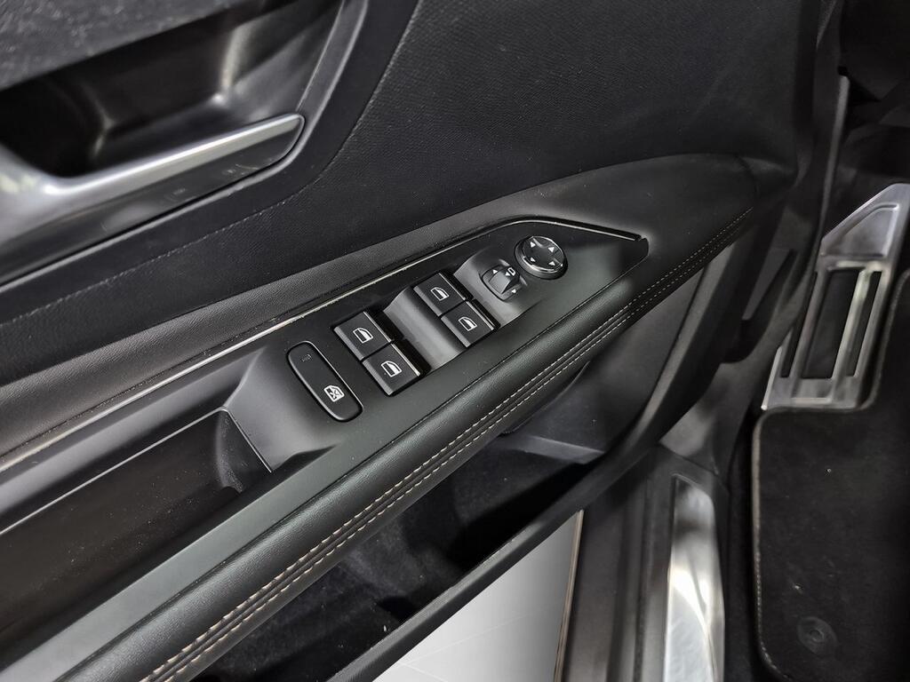 Peugeot 3008 Hybrid 225 e-EAT8 GT Segunda mano