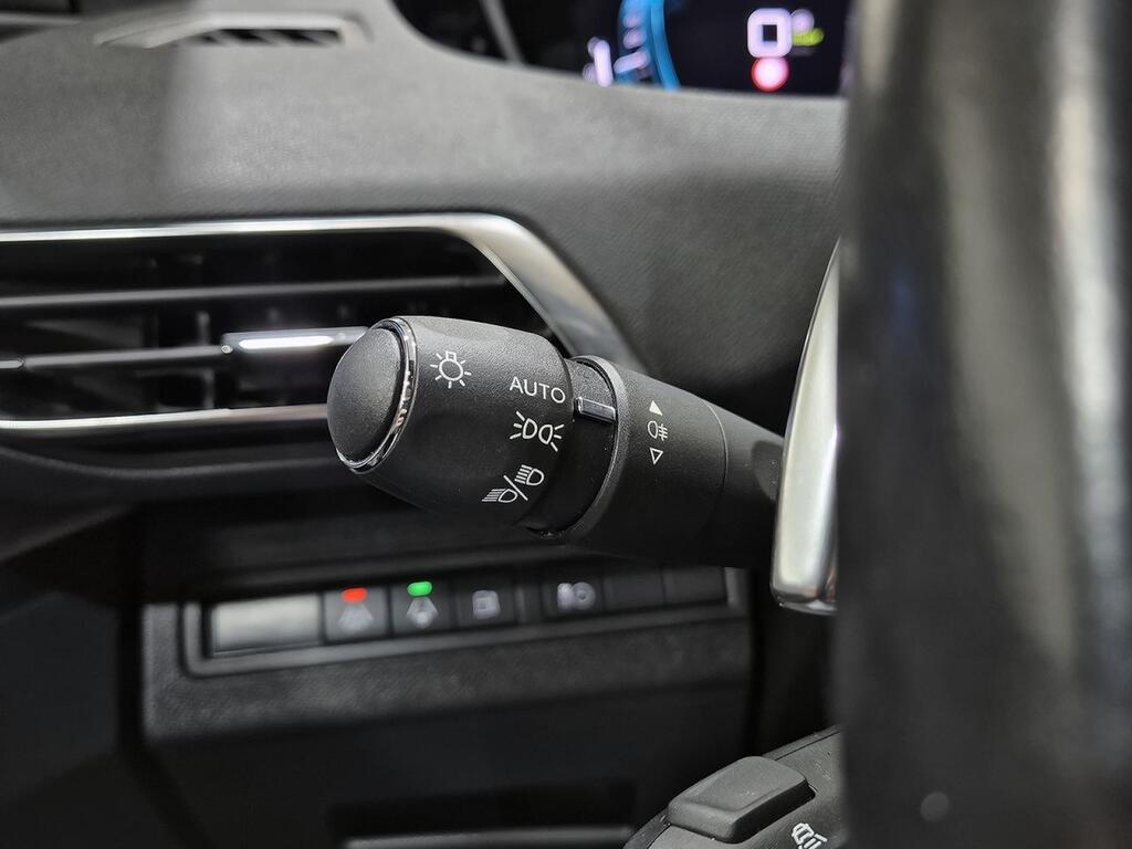 Peugeot 3008 Hybrid 225 e-EAT8 GT Segunda mano