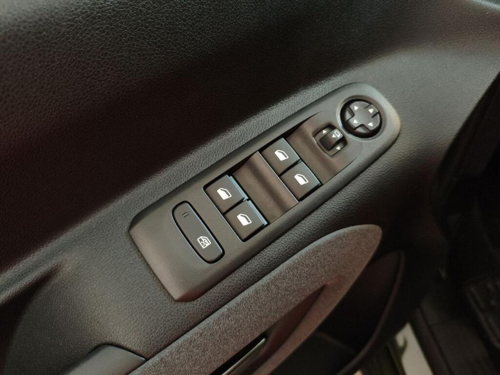 Peugeot Rifter 1.5 BLUEHDI 100CV ALLURE BUSINESS STD 4P Segunda mano