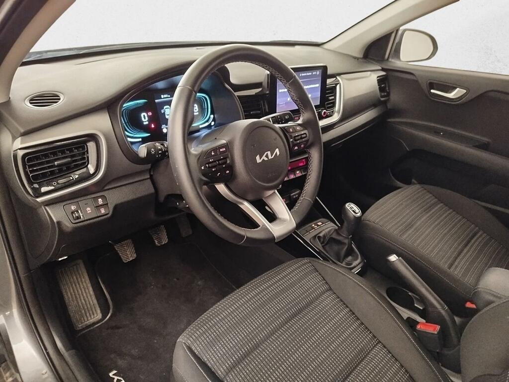 Kia Stonic SUV 1.0 T-GDI MHEV IMT 74KW DRIVE 100 5P Km0
