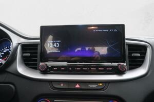 Kia Ceed Berlina 1.0 T-GDI 74KW DRIVE 100 5P 9