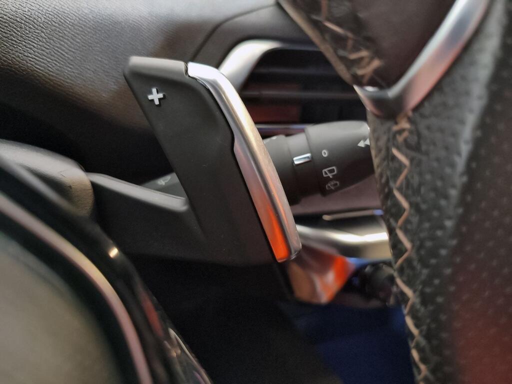 Peugeot 3008 1.2 PureTech 96KW S&S GT EAT8 Segunda mano