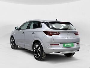 Opel Grandland 1.2 Turbo Design & Tech 2