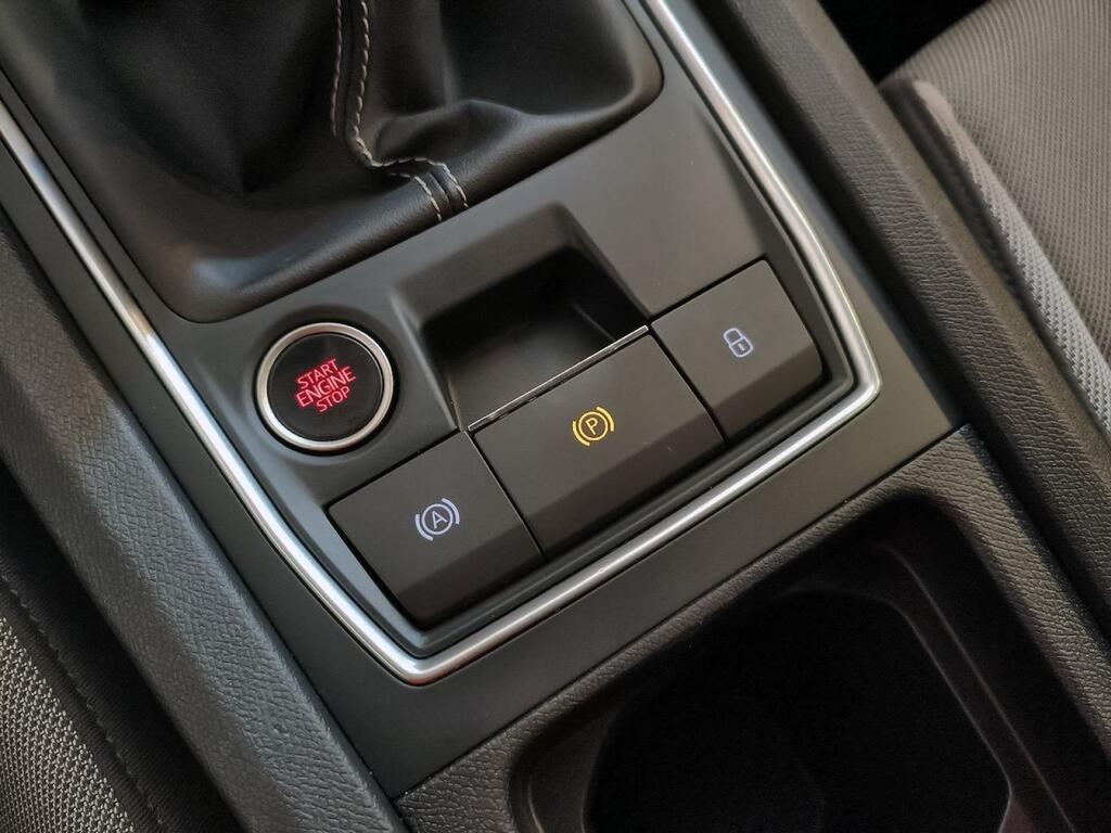 SEAT Leon 2.0 TDI 85kW S&S Style Go Segunda mano