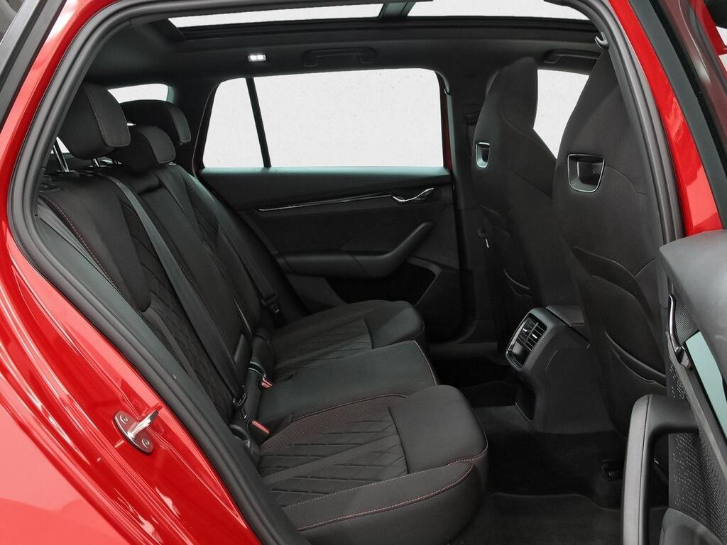 Skoda Octavia Combi 2.0 TSI 180kW (245CV) DSG RS Segunda mano