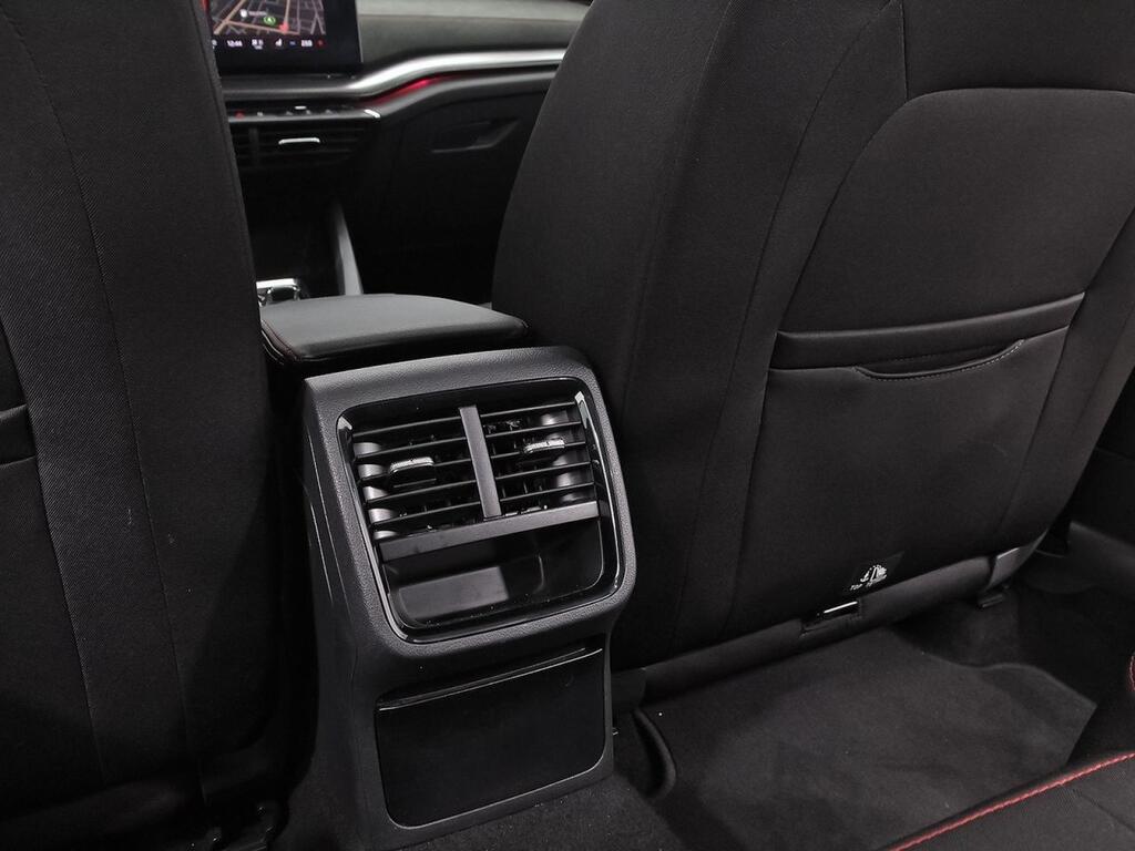 Skoda Octavia Combi 2.0 TSI 180kW (245CV) DSG RS Segunda mano