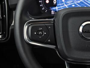 Volvo XC40 2.0 B3 G Core Auto 19