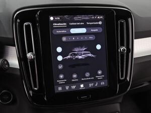 Volvo XC40 2.0 B3 G Core Auto 29