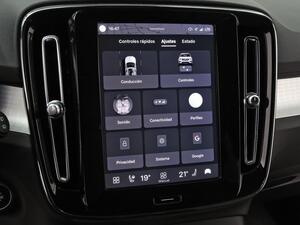 Volvo XC40 2.0 B3 G Core Auto 24