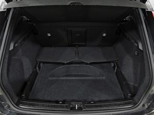 Volvo XC40 2.0 B3 G Core Auto 34