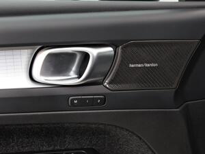 Volvo XC40 2.0 B3 G Core Auto 13