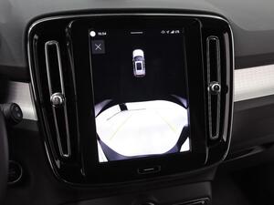 Volvo XC40 2.0 B3 G Core Auto 26