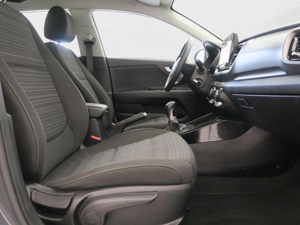 Kia Stonic SUV 1.0 T-GDI 74KW MHEV IMT DRIVE 100 5P Segunda mano
