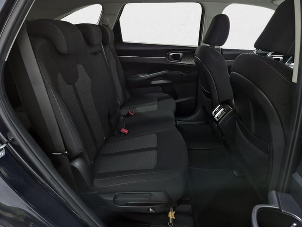 Kia Sorento SORENTO 1.6 T-GDI PHEV DRIVE 4WD 5P 7 Plazas 8